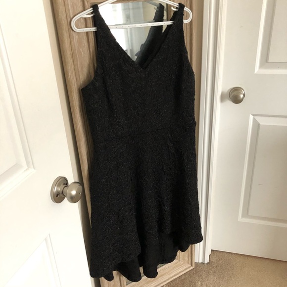 Black, hi-lo cocktail dress with POCKETS! - Picture 5 of 5